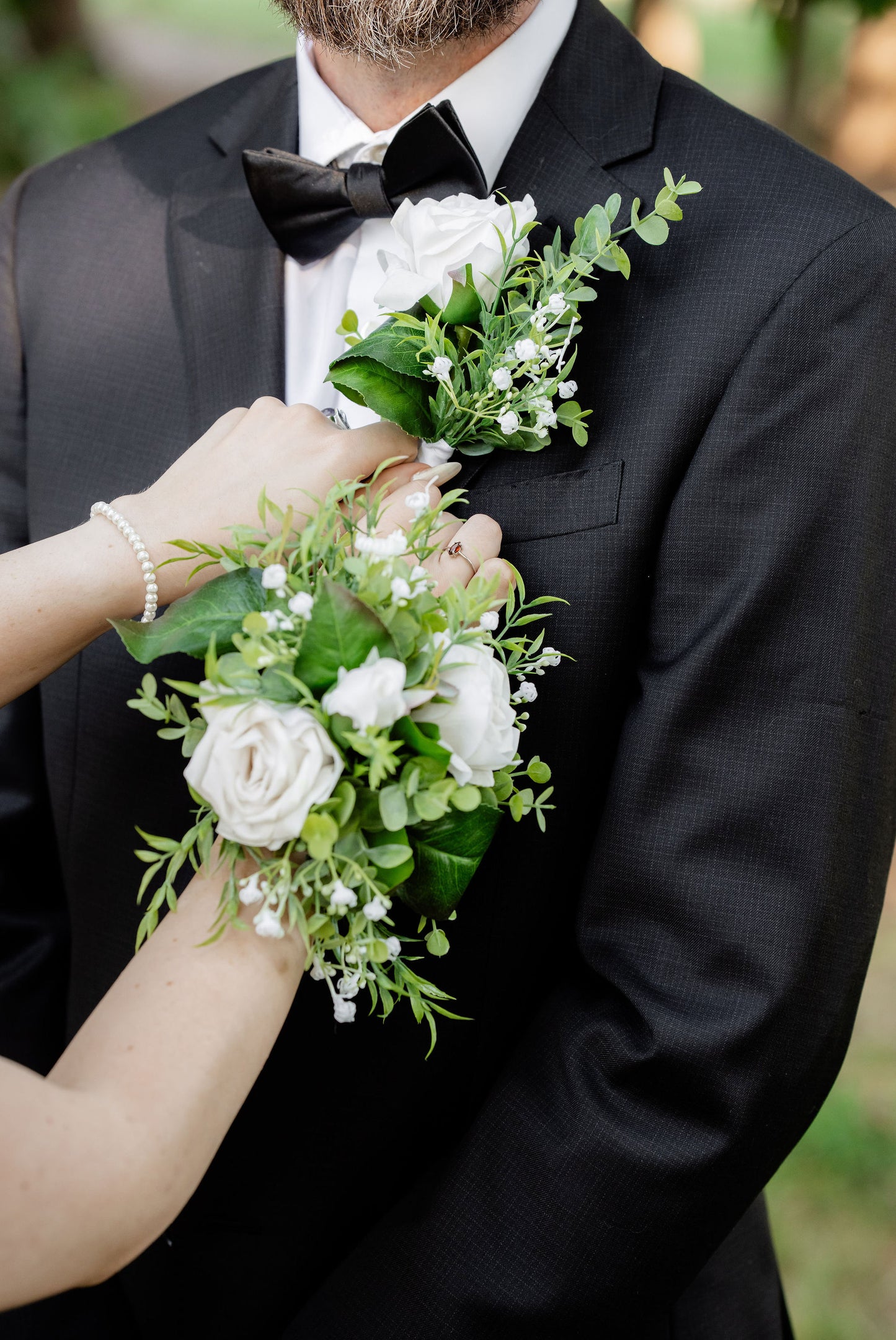 Eleanor - Corsage / Wristlet