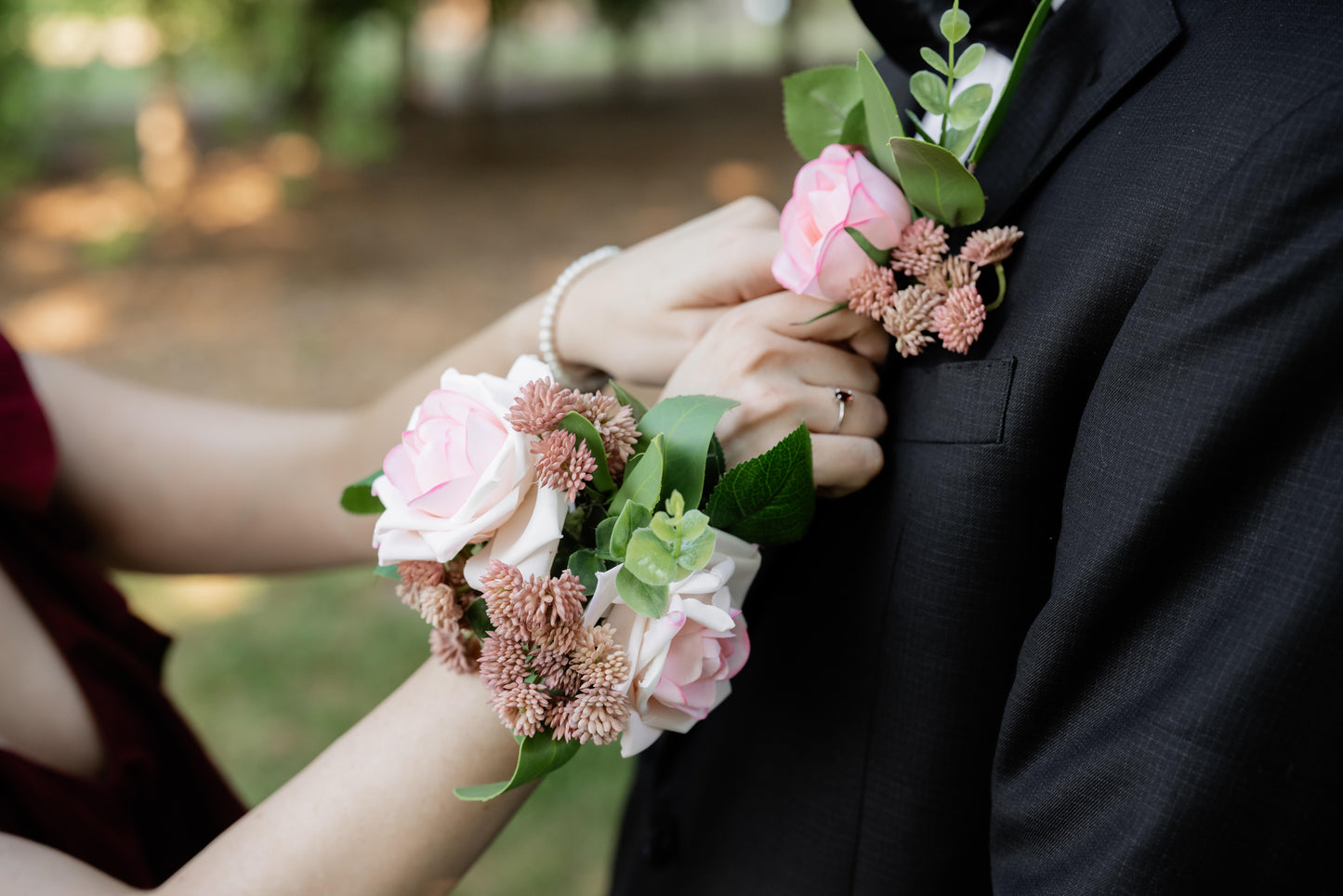 Juliette Corsage / Wristlet