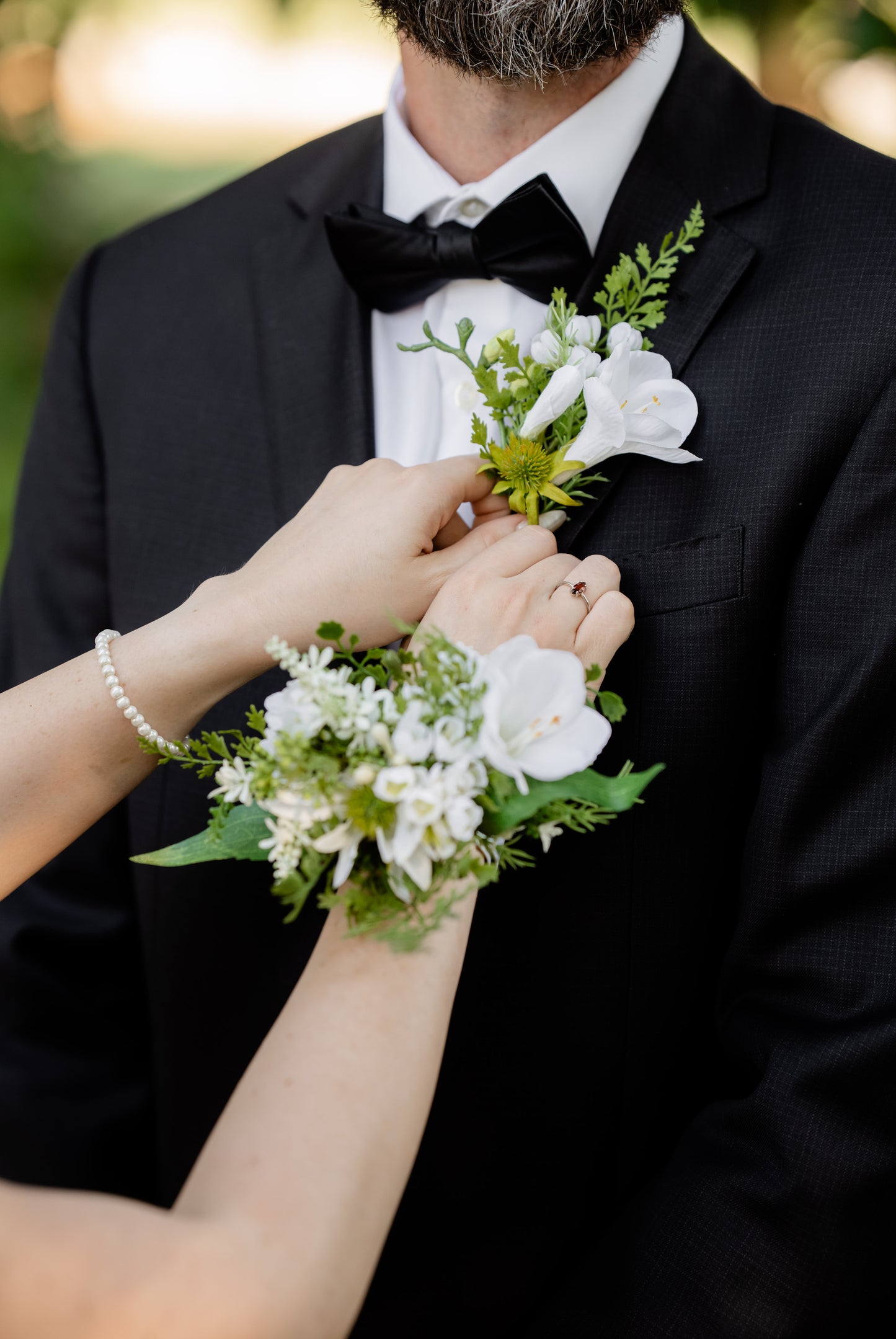 Savannah Corsage / Wristlet