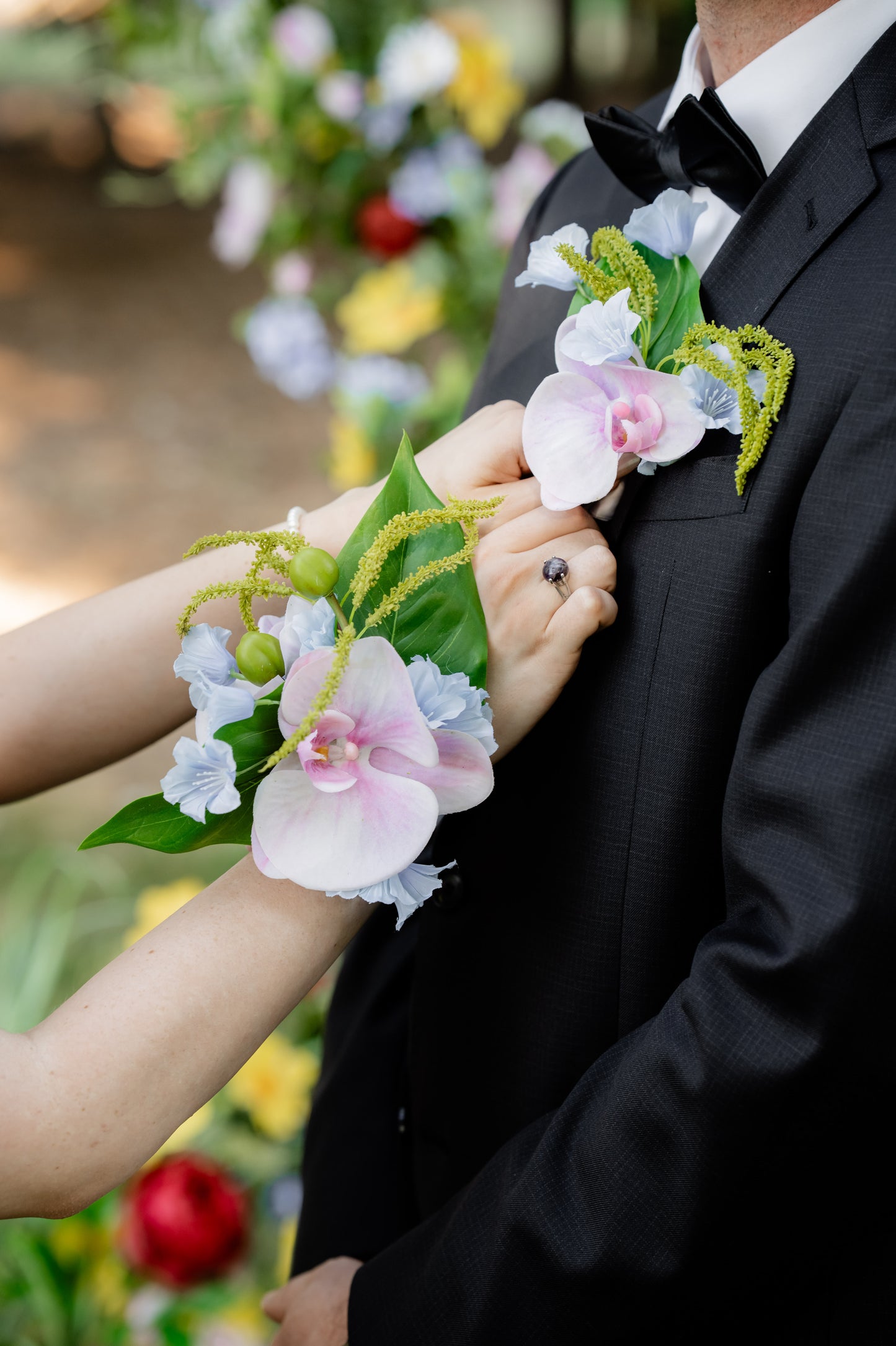 Leilani - Corsage / Wristlet