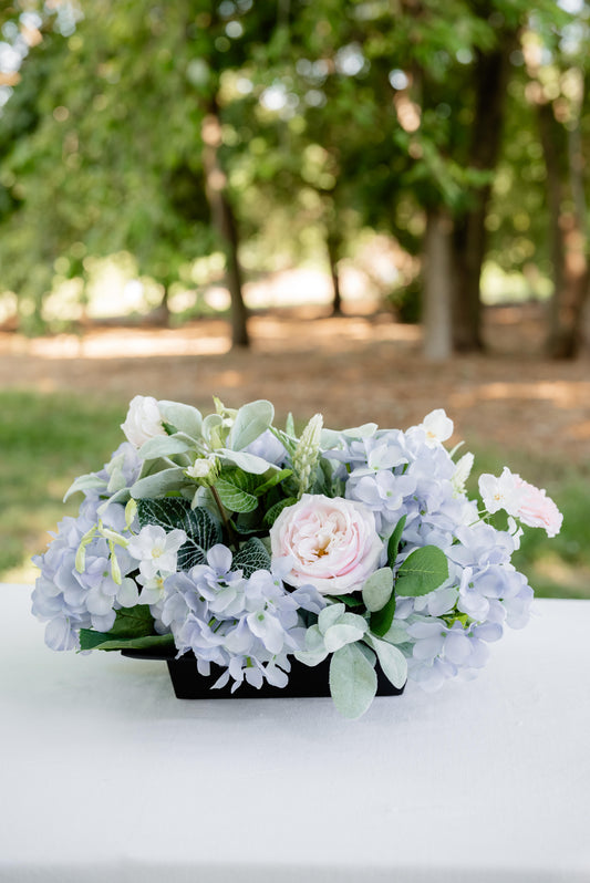 Adelaide Centerpiece